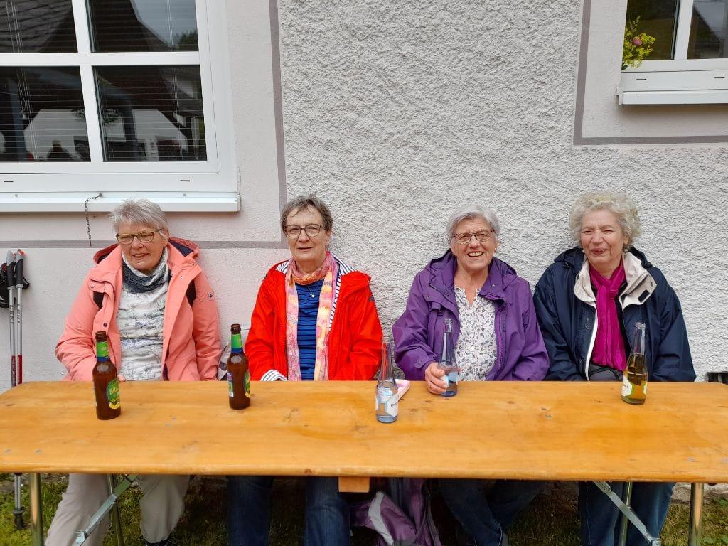 2024-06-16-Sternwanderung Frauen